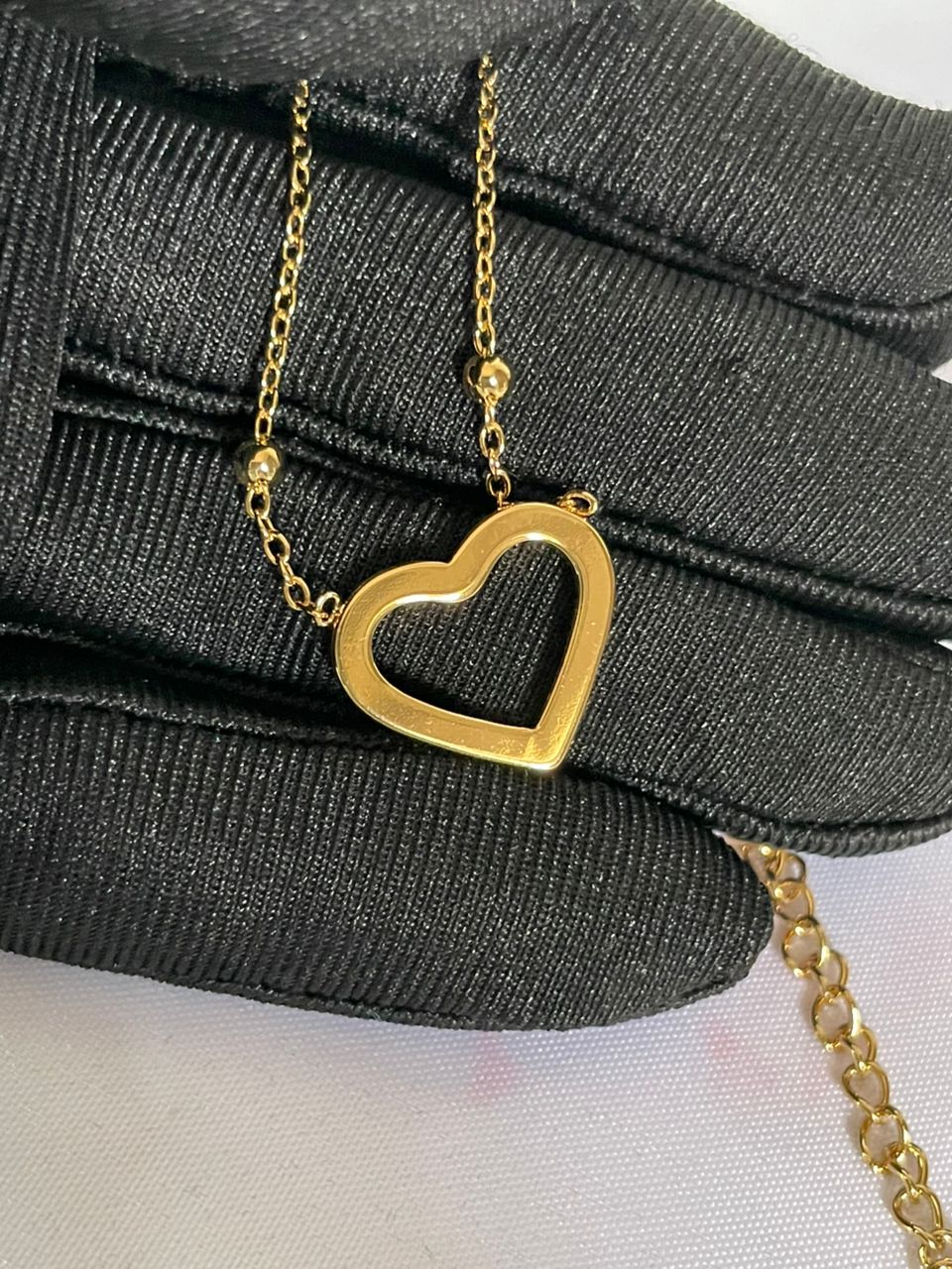 ARAYA OPEN HEART GOLD STAINLESS STEEL NECKLACE